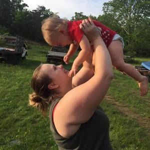 Meet your Posher, Crystal